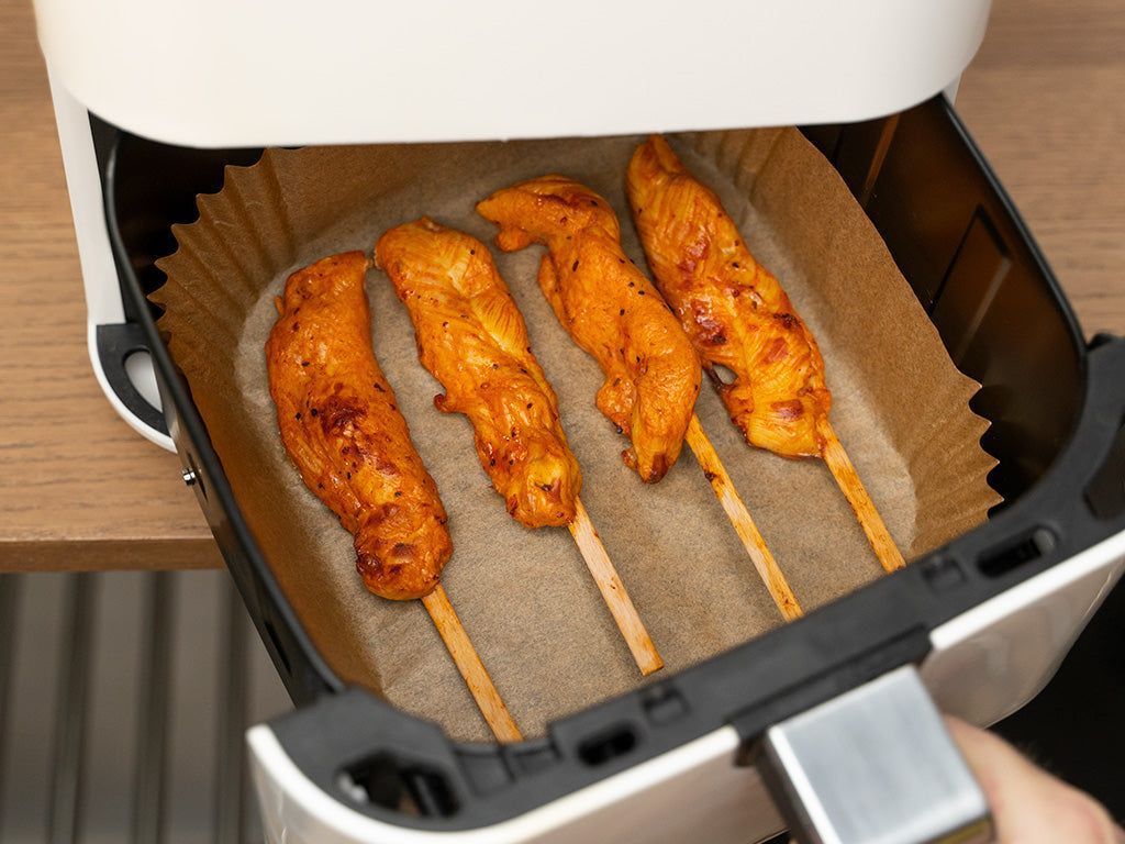PAPIER DE CUISSON POUR FRITEUSE À AIR CHAUD 18 x 16 CM - 50 UNITÉS - 4